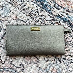 Kate Spade Newberry Lane Stacy Bifold Wallet Silver Gray Leather
